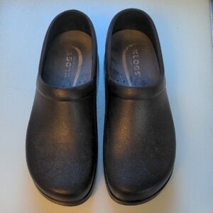 Klogs Classic Black Clogs